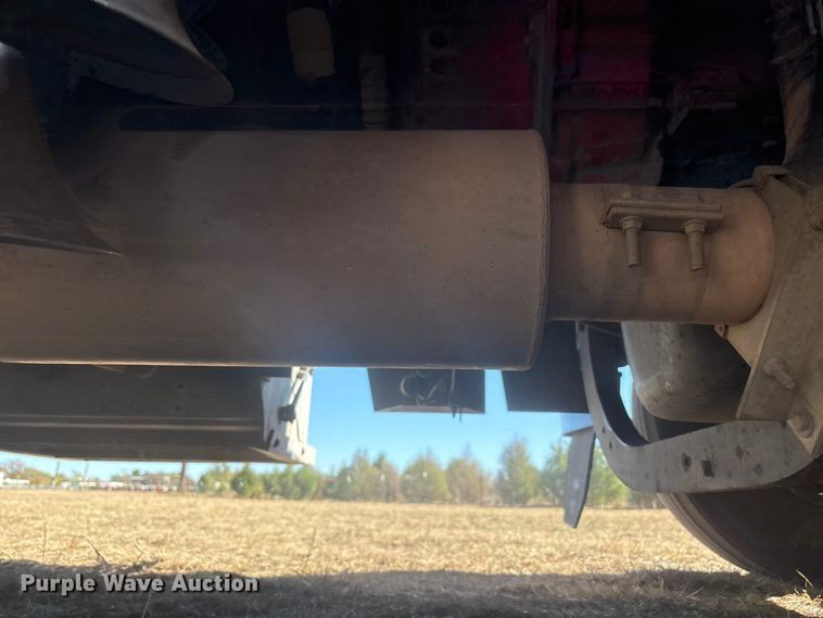 image for item EF6162 2007 Peterbilt 379 semi truck