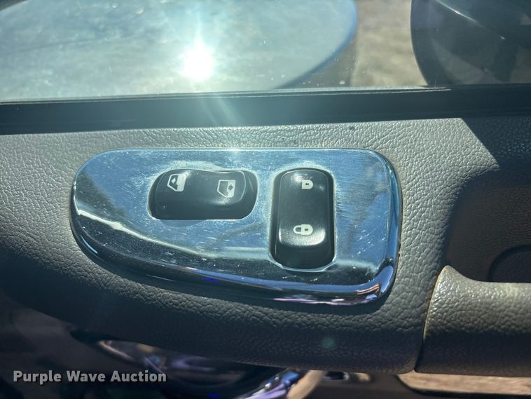 image for item EF6162 2007 Peterbilt 379 semi truck