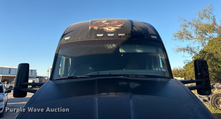 image for item EF6163 2018 Kenworth T680 semi truck