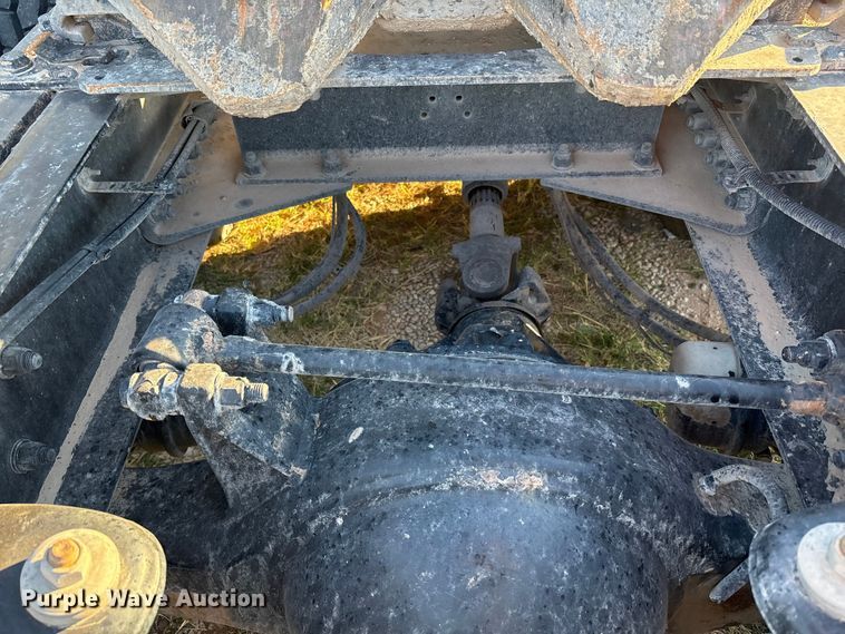 image for item EF6163 2018 Kenworth T680 semi truck