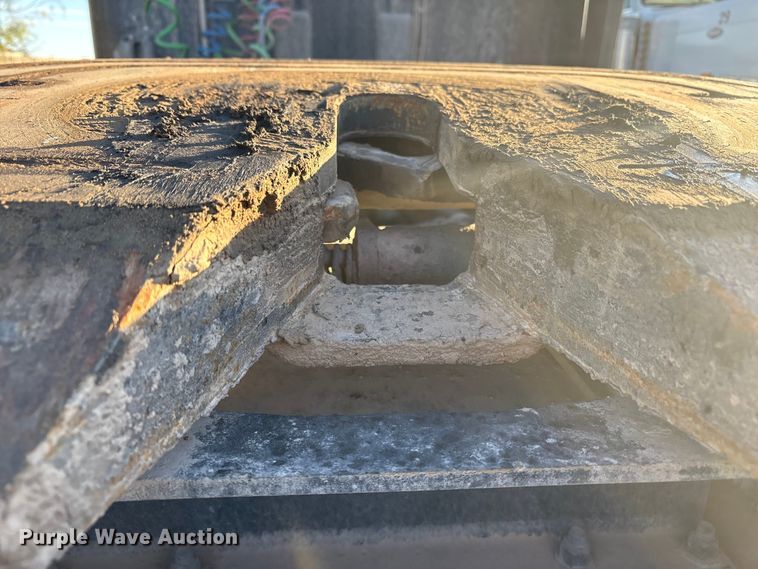 image for item EF6163 2018 Kenworth T680 semi truck