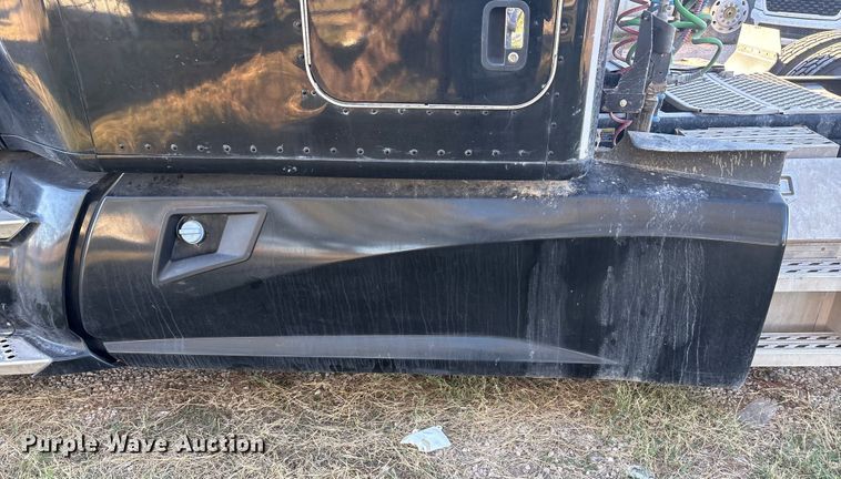 image for item EF6163 2018 Kenworth T680 semi truck