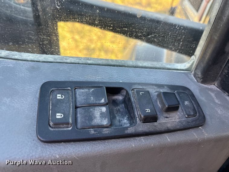 image for item EF6163 2018 Kenworth T680 semi truck