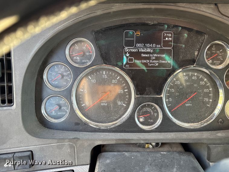 image for item EF6163 2018 Kenworth T680 semi truck