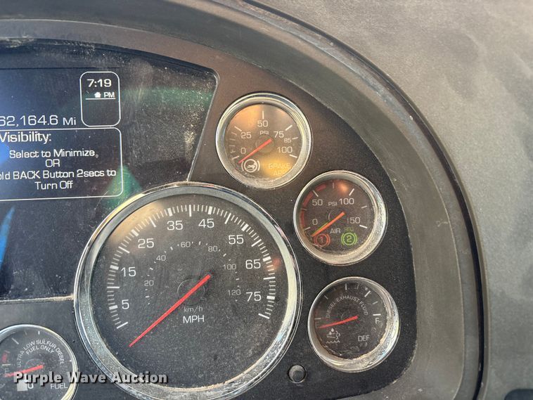 image for item EF6163 2018 Kenworth T680 semi truck