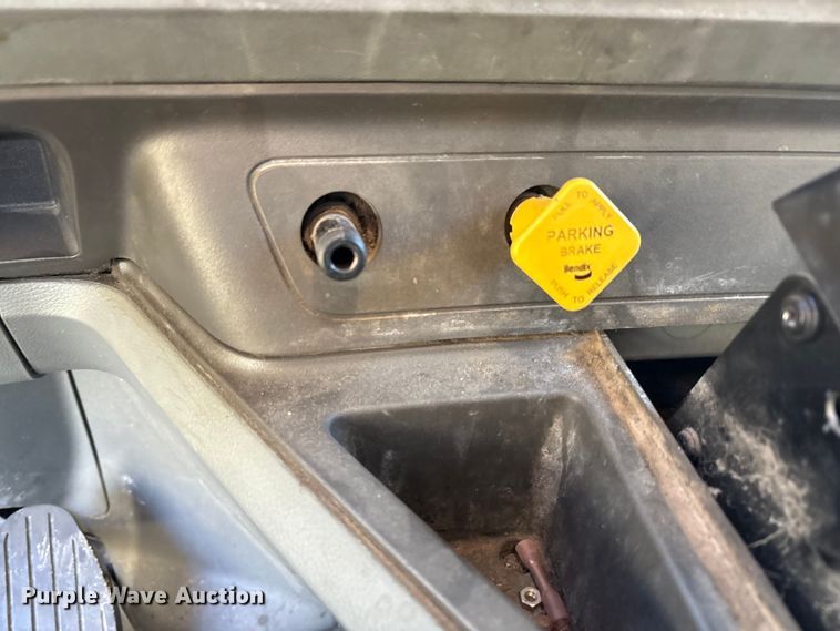 image for item EF6163 2018 Kenworth T680 semi truck