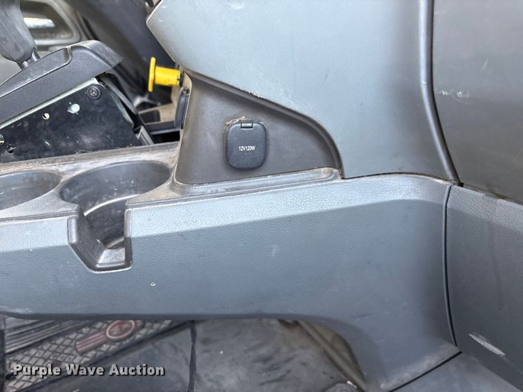 image for item EF6163 2018 Kenworth T680 semi truck