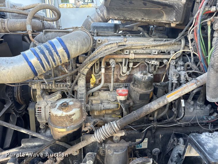 image for item EF6163 2018 Kenworth T680 semi truck