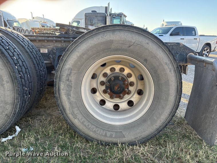 image for item EF6163 2018 Kenworth T680 semi truck