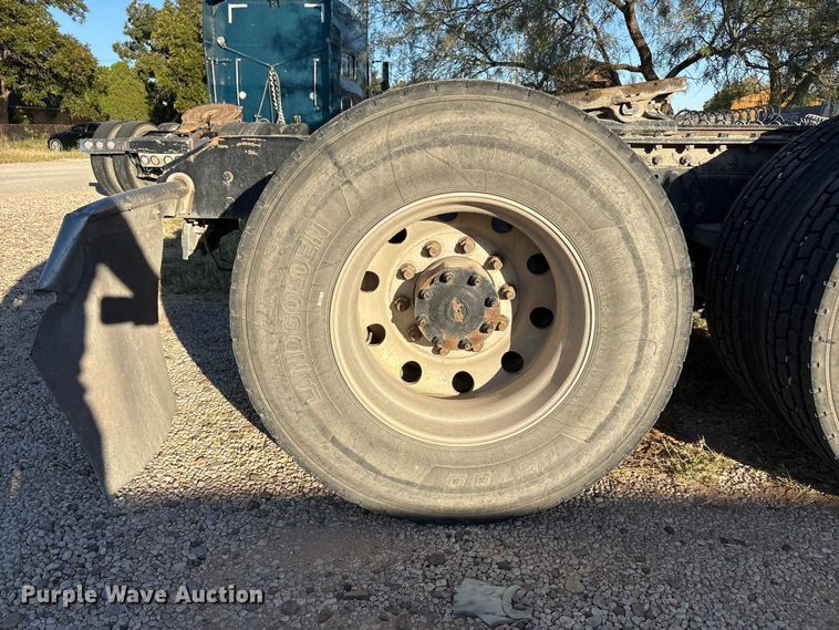 image for item EF6163 2018 Kenworth T680 semi truck