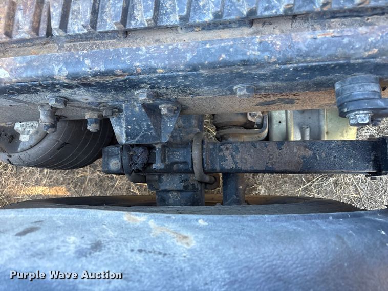 image for item EF6180 2007 Peterbilt 379 semi truck