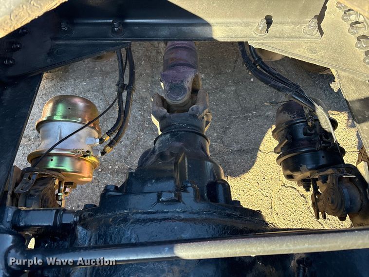 image for item EF6183 2019 Kenworth T680 semi truck