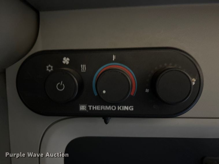 image for item EF6183 2019 Kenworth T680 semi truck