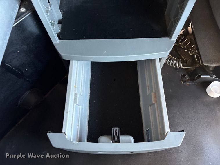 image for item EF6183 2019 Kenworth T680 semi truck