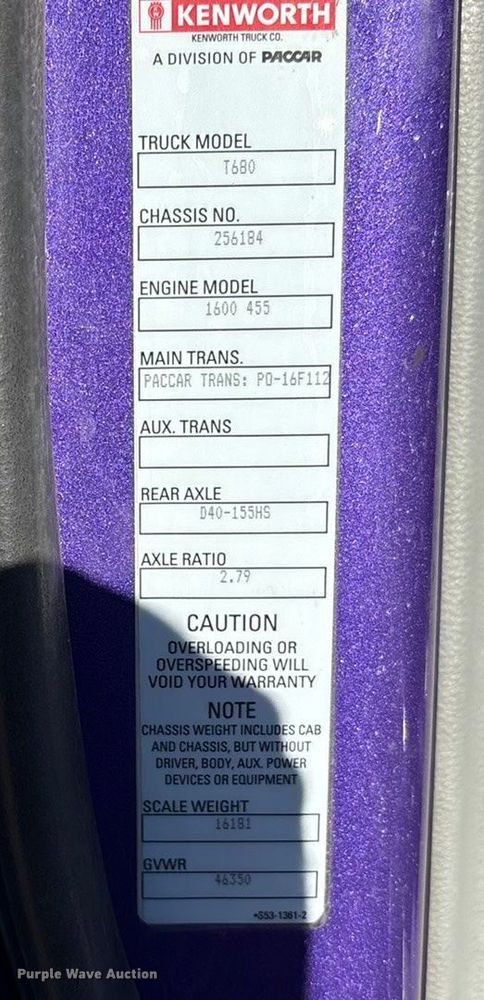 image for item EF6183 2019 Kenworth T680 semi truck