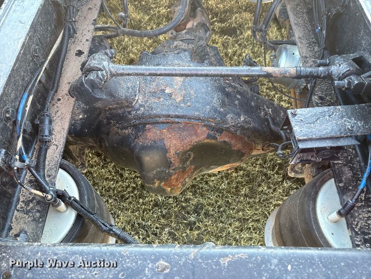 image for item EF6188 2015 Freightliner Cascadia 125 semi truck