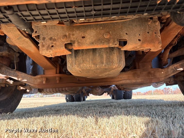 image for item EF6188 2015 Freightliner Cascadia 125 semi truck