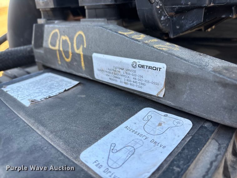 image for item EF6188 2015 Freightliner Cascadia 125 semi truck