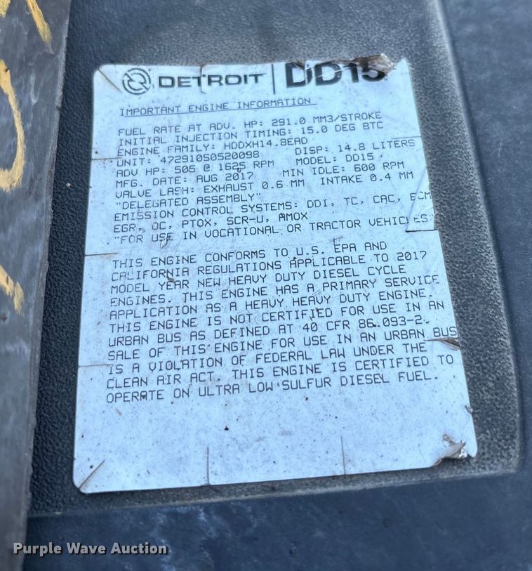 image for item EF6188 2015 Freightliner Cascadia 125 semi truck