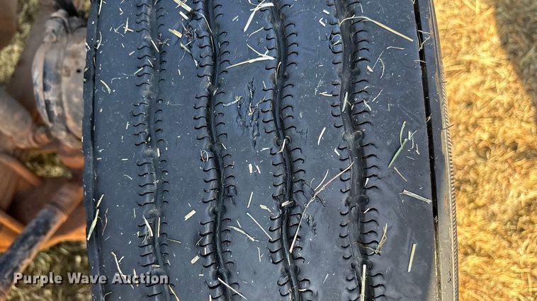 image for item EF6188 2015 Freightliner Cascadia 125 semi truck