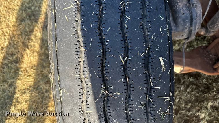 image for item EF6188 2015 Freightliner Cascadia 125 semi truck