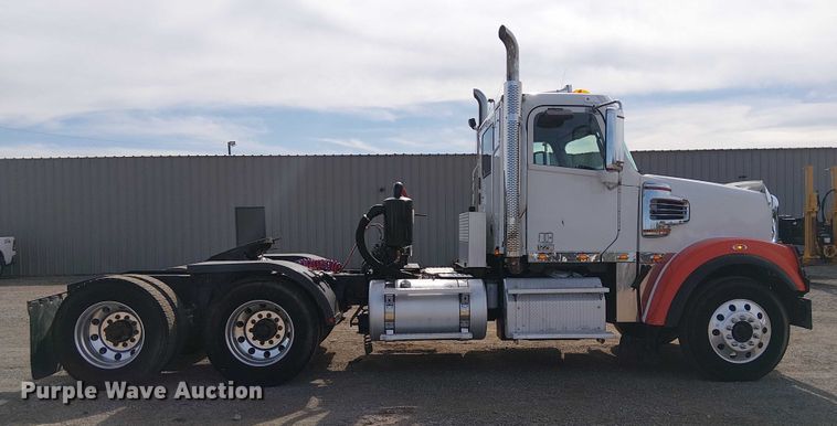 CAMIóN 2018 FREIGHTLINER