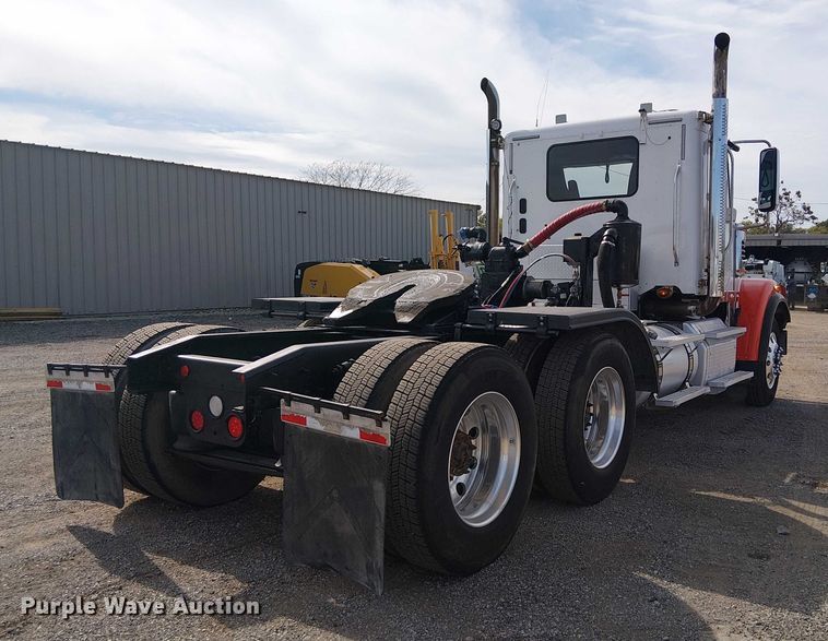 CAMIóN 2018 FREIGHTLINER