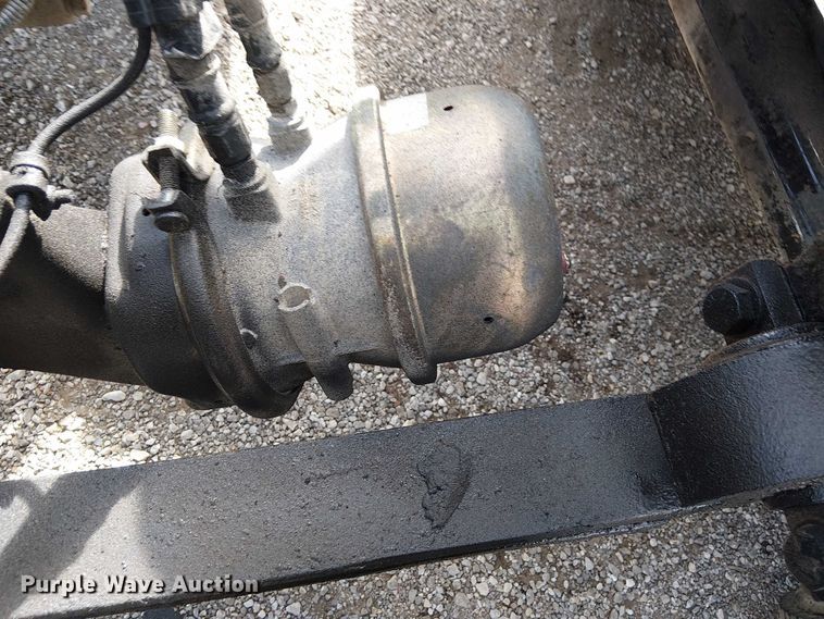 image for item EG1680 2018 Freightliner SD122 semi truck