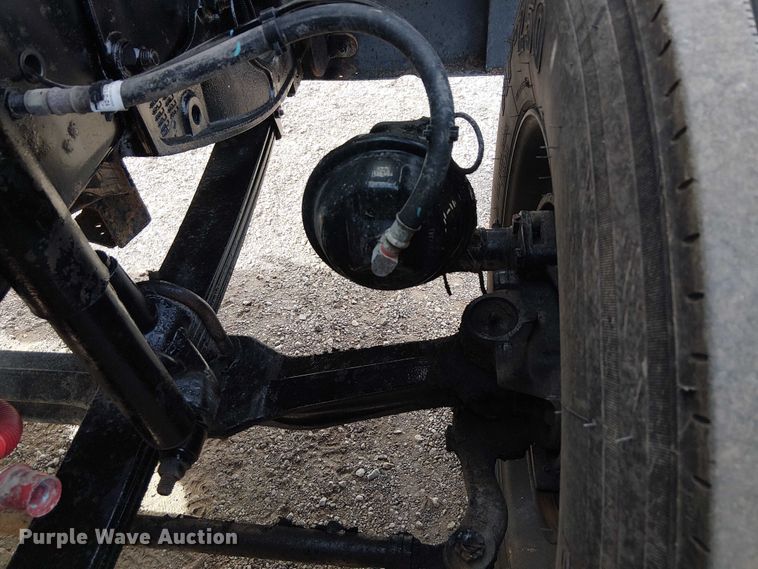 image for item EG1680 2018 Freightliner SD122 semi truck