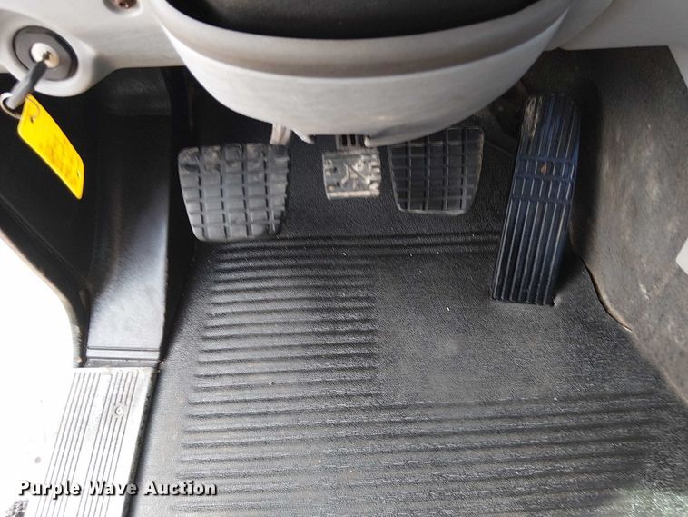 image for item EG1680 2018 Freightliner SD122 semi truck