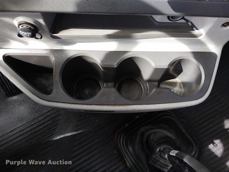 image for item EG1680 2018 Freightliner SD122 semi truck