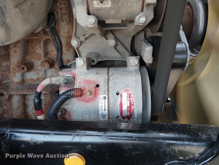 image for item EG1680 2018 Freightliner SD122 semi truck