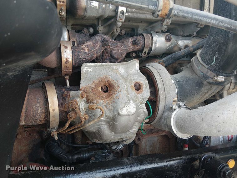 image for item EG1680 2018 Freightliner SD122 semi truck