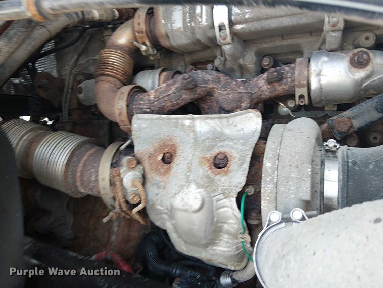 image for item EG1680 2018 Freightliner SD122 semi truck