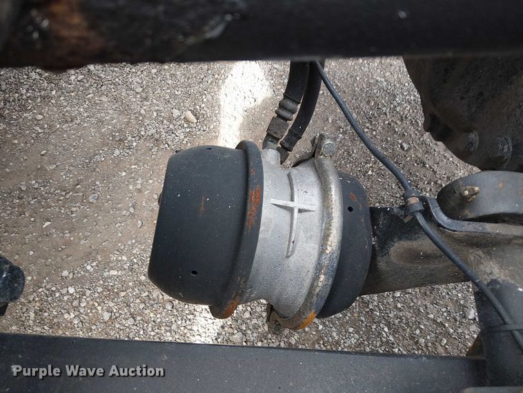 image for item EG1681 2016 Freightliner Cascadia semi truck