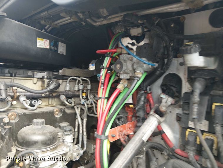 image for item EG1681 2016 Freightliner Cascadia semi truck