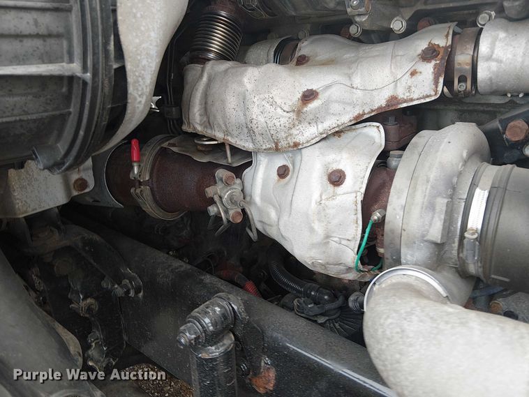 image for item EG1681 2016 Freightliner Cascadia semi truck