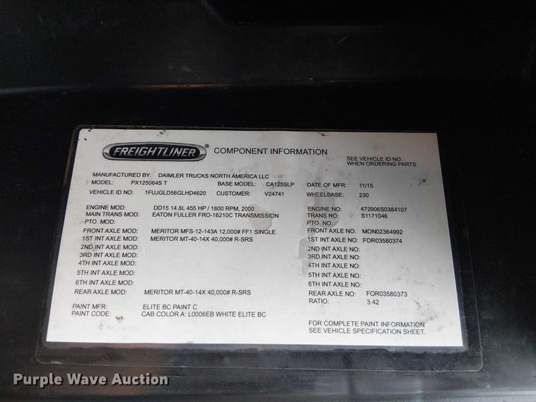 image for item EG1681 2016 Freightliner Cascadia semi truck