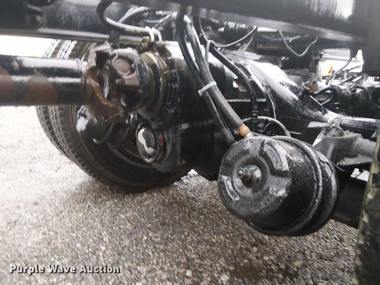 image for item EG1686 2009 Kenworth T800 truck cab and chassis