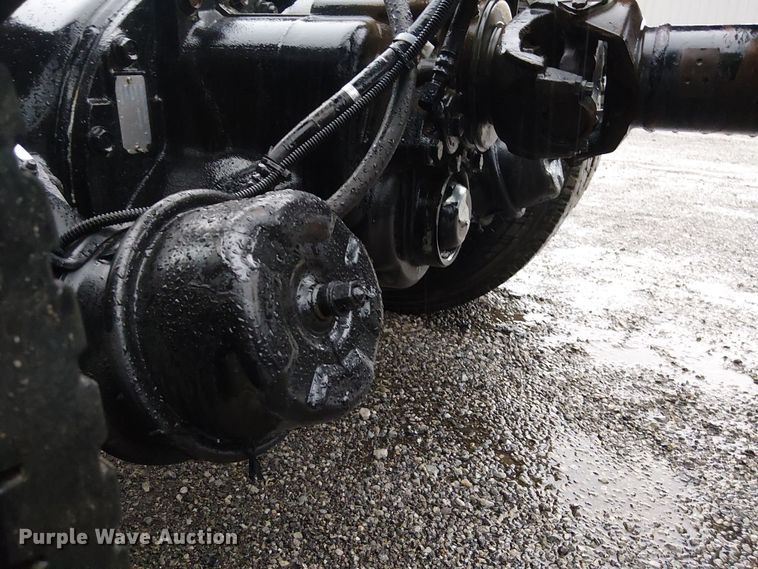 image for item EG1686 2009 Kenworth T800 truck cab and chassis