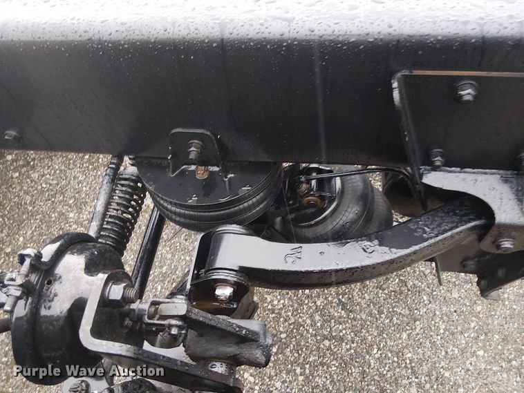 image for item EG1686 2009 Kenworth T800 truck cab and chassis