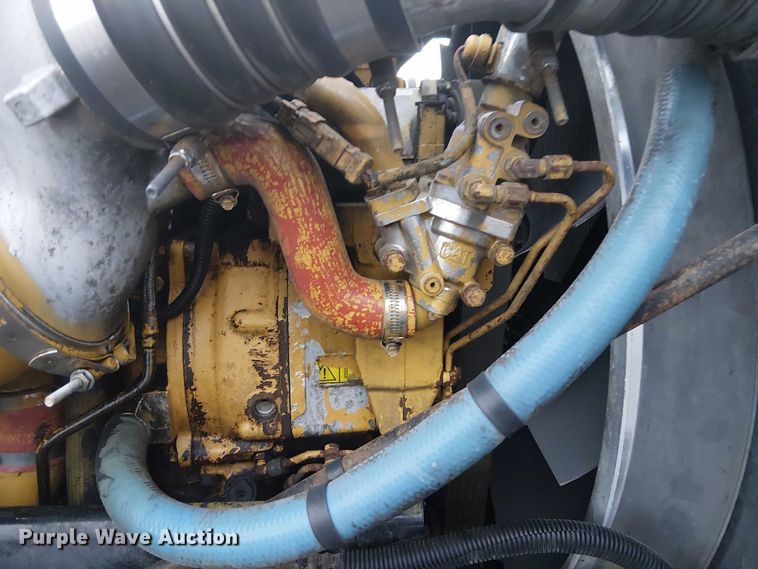 image for item EG1686 2009 Kenworth T800 truck cab and chassis