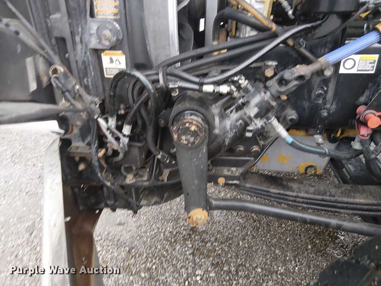 image for item EG1686 2009 Kenworth T800 truck cab and chassis