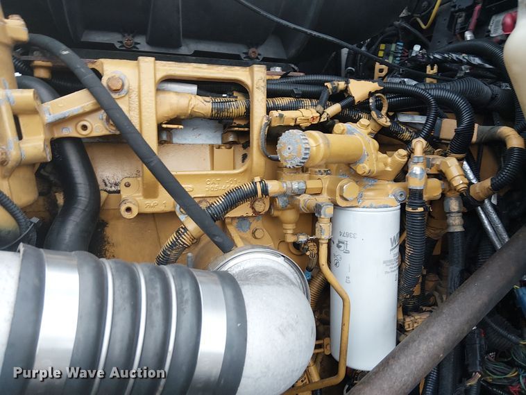 image for item EG1686 2009 Kenworth T800 truck cab and chassis