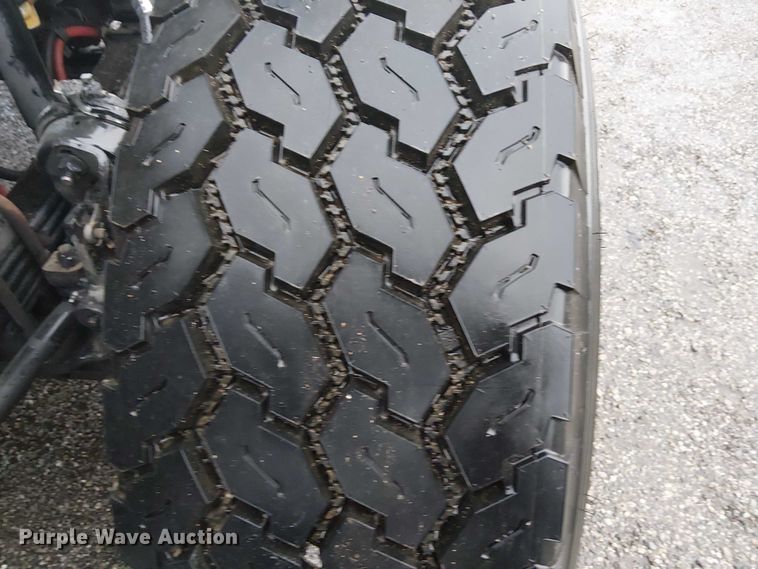 image for item EG1686 2009 Kenworth T800 truck cab and chassis