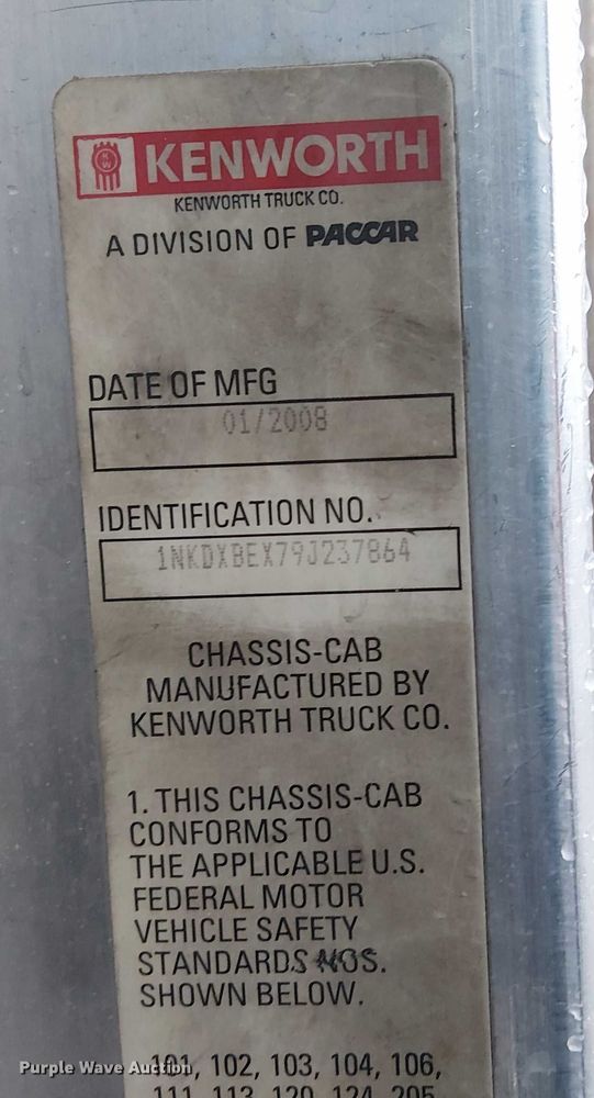 image for item EG1686 2009 Kenworth T800 truck cab and chassis