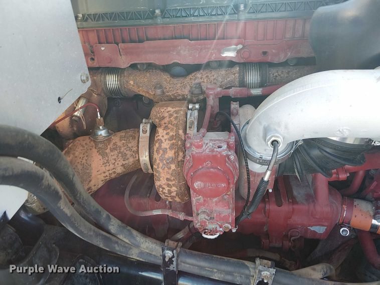 image for item EG1699 2018 Mack CHU613  semi truck