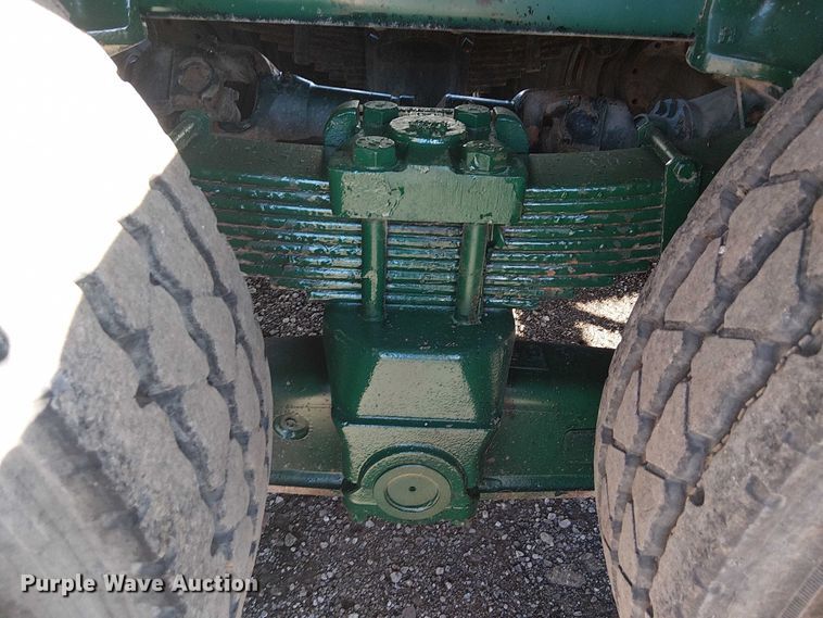 image for item EG1705 2007 Peterbilt 340 flatbed truck