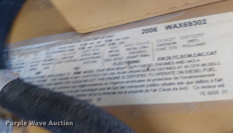 image for item EG1705 2007 Peterbilt 340 flatbed truck