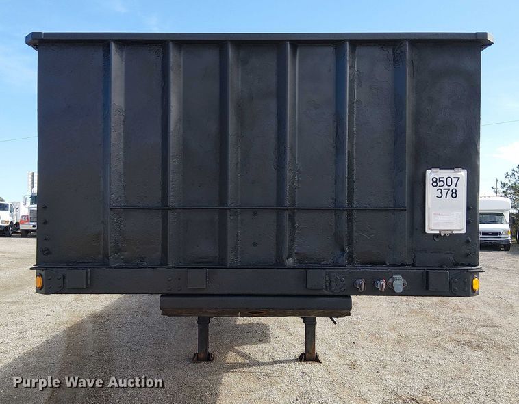 image for item EG1710 2006 Utility FS2CHS flatbed trailer